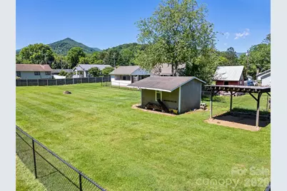 40 Avery Street, Waynesville, NC 28786 - Photo 14