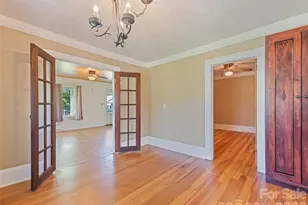 40 Avery St, Waynesville, NC 28786 - Photo 20