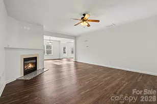 4615 Potters Glen Rd, Charlotte, NC 28269 - Photo 6
