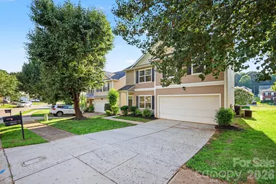 4615 Potters Glen Road, Charlotte, NC 28269 - Photo 2