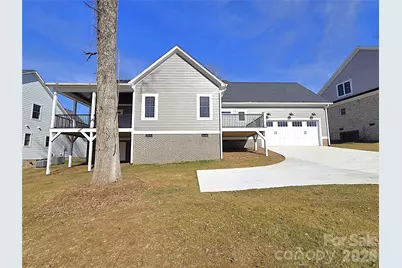 405 19th Avenue Circle NW, Hickory, NC 28601 - Photo 48