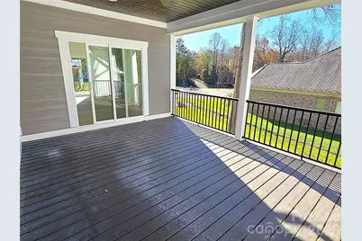 405 19th Avenue Circle NW, Hickory, NC 28601 - Photo 46