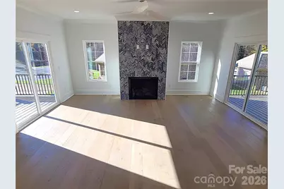 405 19th Avenue Circle NW, Hickory, NC 28601 - Photo 16