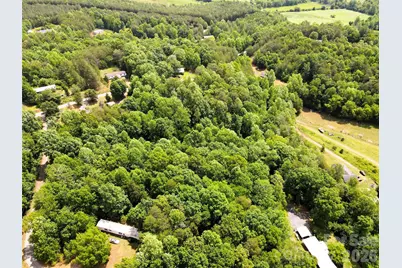 4934 Rocky Ridge Road, Connelly Springs, NC 28612 - Photo 8