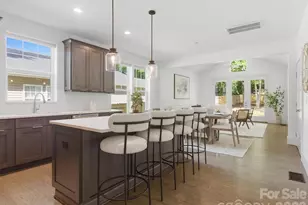 129 S Gardner Ave, Charlotte, NC 28208 - Photo 6
