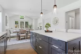 129 S Gardner Ave, Charlotte, NC 28208 - Photo 20