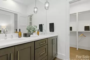 129 S Gardner Ave, Charlotte, NC 28208 - Photo 26