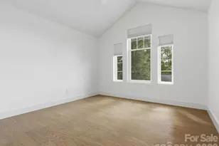 129 S Gardner Ave, Charlotte, NC 28208 - Photo 34