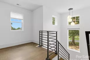 129 S Gardner Ave, Charlotte, NC 28208 - Photo 30