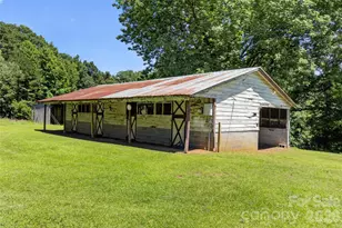 8234 Dennis Rd, Charlotte, NC 28227 - Photo 40