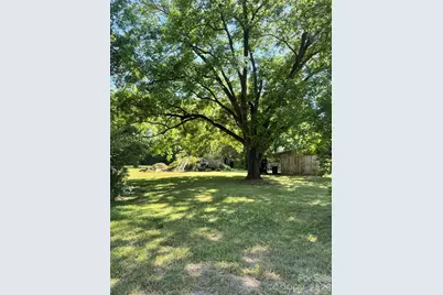 3449 Taylorsville Highway, Statesville, NC 28625 - Photo 12