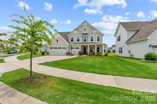 730 Autumn Sage Dr, Indian Trail, NC 28079 - Photo 2