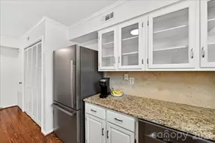 2229 Rexford Rd, Charlotte, NC 28211 - Photo 16