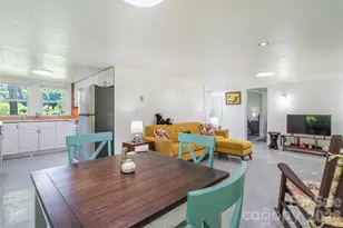 2603 Kim Miller Rd, Lake Toxaway, NC 28747 - Photo 2