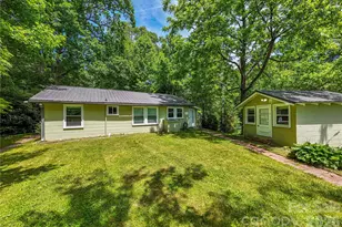 2603 Kim Miller Rd, Lake Toxaway, NC 28747 - Photo 2