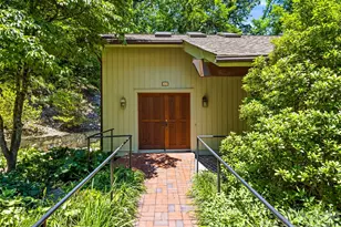 1430 Valmont Dr, Hendersonville, NC 28791 - Photo 10