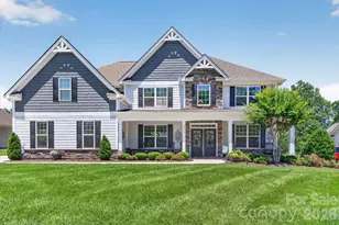 10515 Sweethaven Ln, Harrisburg, NC 28075 - Photo 2