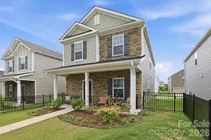 207 Orson Oaks Ln, Pineville, NC 28134 - Photo 2