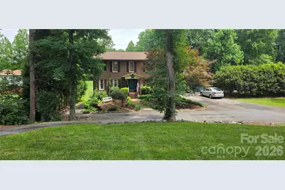 3110 Ninth Tee Drive, Newton, NC 28658 - Photo 1