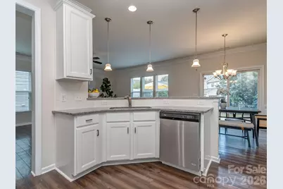 4354 Park South Station Boulevard, Charlotte, NC 28210 - Photo 10