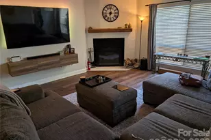 1600 Sharon Rd, Charlotte, NC 28210 - Photo 4