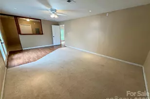 8004 Glencannon Dr, Charlotte, NC 28227 - Photo 16