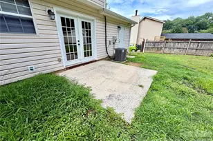 8004 Glencannon Dr, Charlotte, NC 28227 - Photo 32