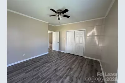 107 S Inman Avenue, Bessemer City, NC 28016 - Photo 8