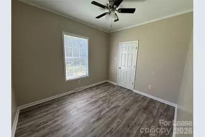 107 S Inman Avenue, Bessemer City, NC 28016 - Photo 10