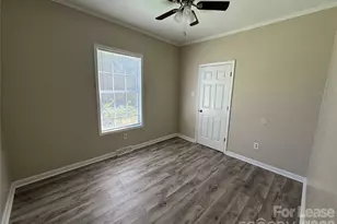 107 S Inman Ave, Bessemer City, NC 28016 - Photo 10