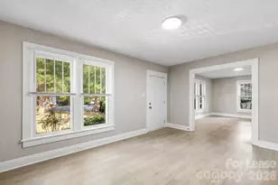 227 N Magnolia St, Mooresville, NC 28115 - Photo 2