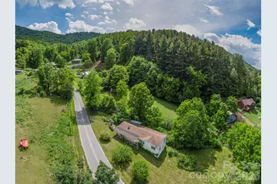 5622 Dutch Cove Road, Canton, NC 28716 - Photo 2