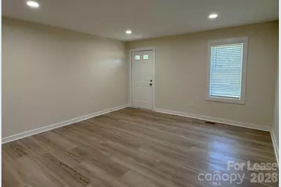 19612 Oak Street #7, Cornelius, NC 28031 - Photo 8