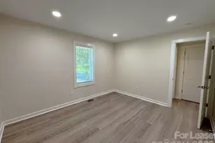19612 Oak St, Cornelius, NC 28031 - Photo 10