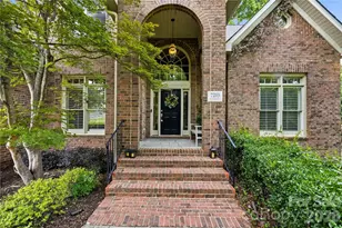 7205 Watersreach Ln, Charlotte, NC 28277 - Photo 2