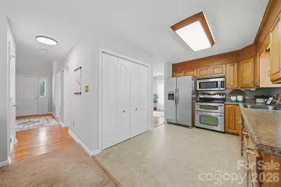 1948 Twin Ponds Drive, Hickory, NC 28602 - Photo 10