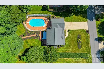 1948 Twin Ponds Drive, Hickory, NC 28602 - Photo 44
