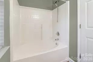 1303 Long Grass Ct, Charlotte, NC 28216 - Photo 24