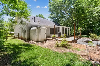 1303 Long Grass Court, Charlotte, NC 28216 - Photo 30