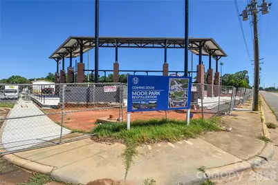 345 W Lowrance Avenue, Mooresville, NC 28115 - Photo 32