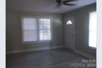 2431 Columbus Circle #15, Charlotte, NC 28208 - Photo 2
