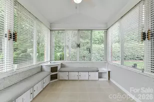 8629 Windsor Ridge Dr, Charlotte, NC 28277 - Photo 4