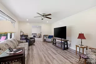 364 Dana Dr, Catawba, SC 29704 - Photo 4
