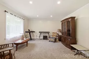 364 Dana Dr, Catawba, SC 29704 - Photo 6