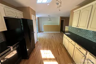 126 Ridgeline Rd, Clyde, NC 28721 - Photo 10