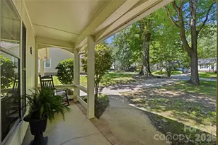 7626 Winterset Dr, Charlotte, NC 28270 - Photo 2