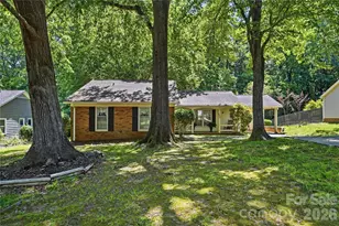 7626 Winterset Dr, Charlotte, NC 28270 - Photo 1