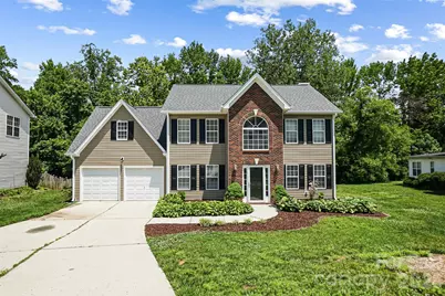 5012 Eagle Creek Drive, Charlotte, NC 28269 - Photo 1