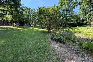 110 1st St Pl SE, Conover, NC 28613 - Photo 2