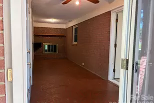 110 1st St Pl SE, Conover, NC 28613 - Photo 6